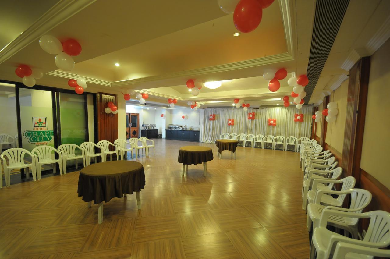 Hotel Grape City Nashik Exterior photo