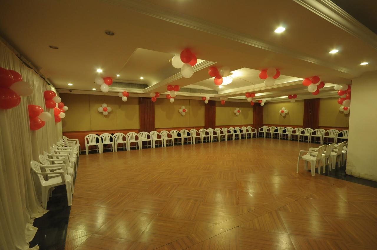 Hotel Grape City Nashik Exterior photo